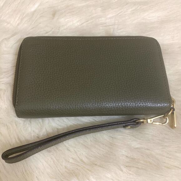 MICHAEL KORS Olive Green Pebbled Leather Zip Around 7" Wristlet Phone Wallet - Picture 15 of 16